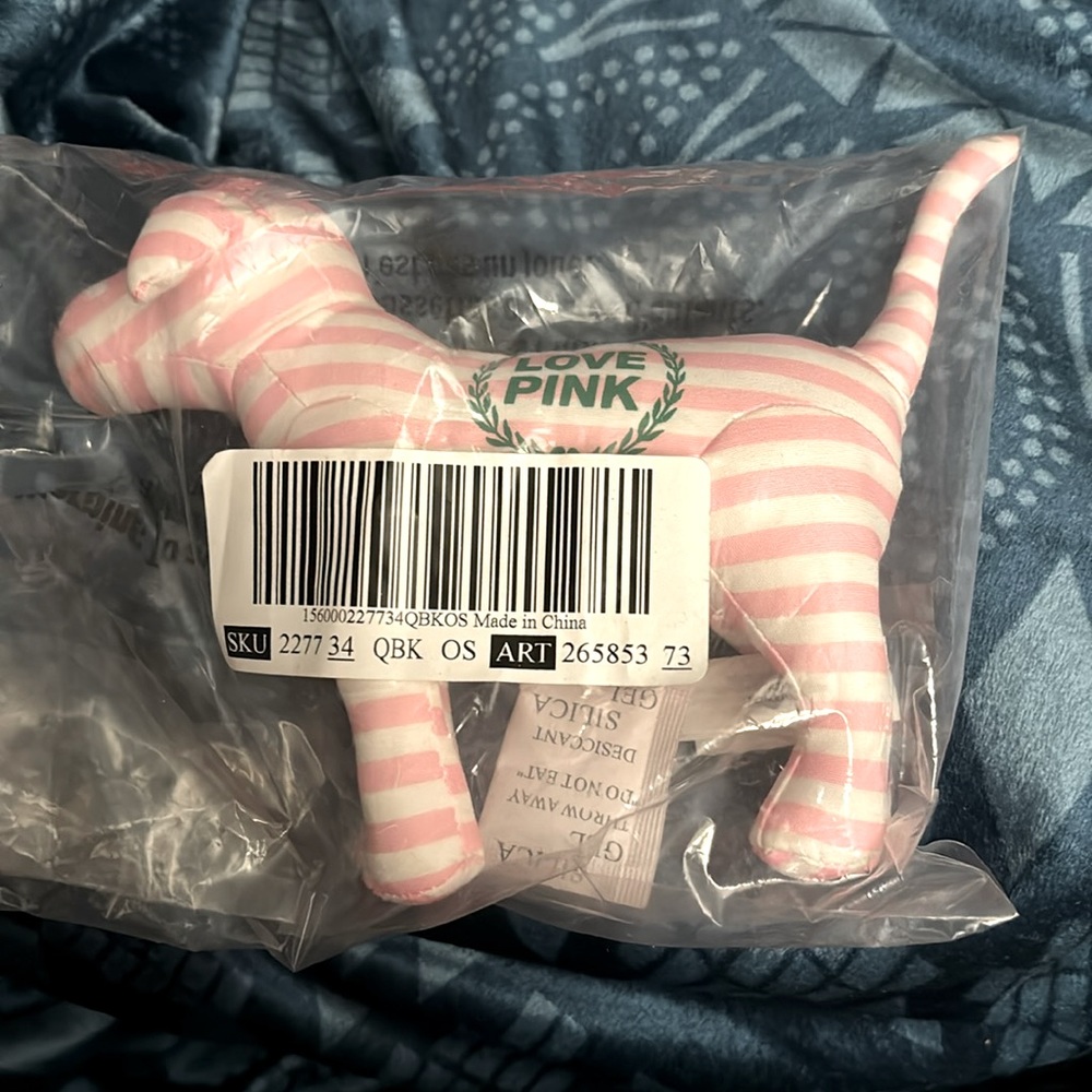 Victoria secret PINK dog new in bag